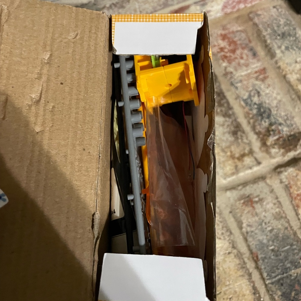 Solar Robot Kit - Picture 3 of 3